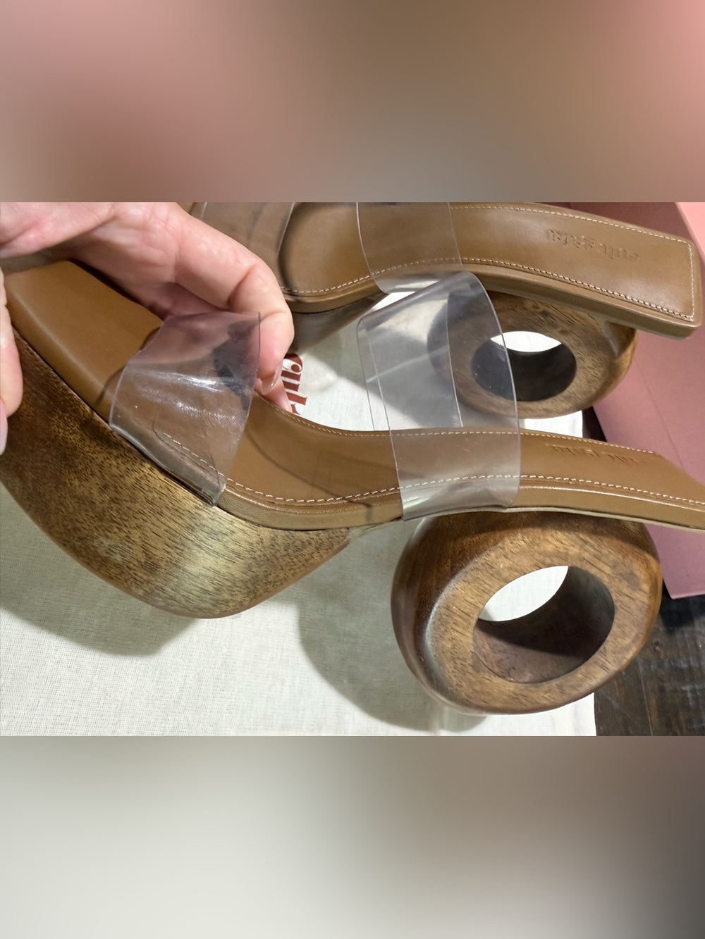 NIB Cult Gaia Remi Clear Wood Circle Platform Sandals Sz 38 EU Summer Resort - Picture 11 of 16